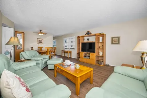 2404 Florentine Way Clearwater FL 33763