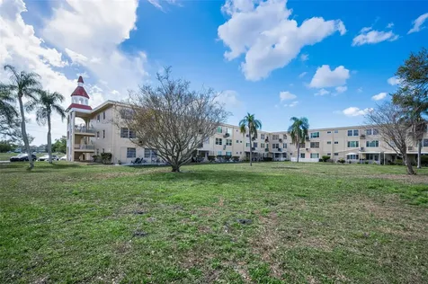 2404 Florentine Way Clearwater FL 33763