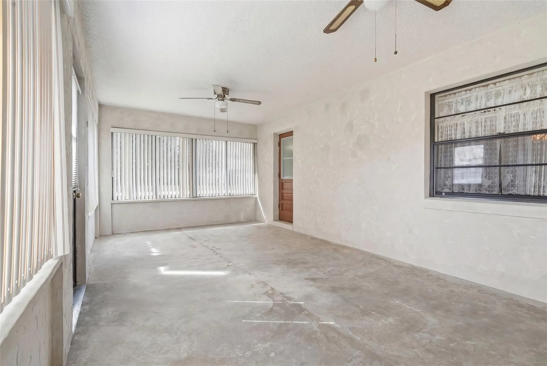1877 Veronica Avenue Deltona FL 32725