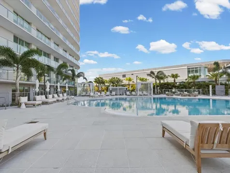 400 Central Avenue St Petersburg FL 33701