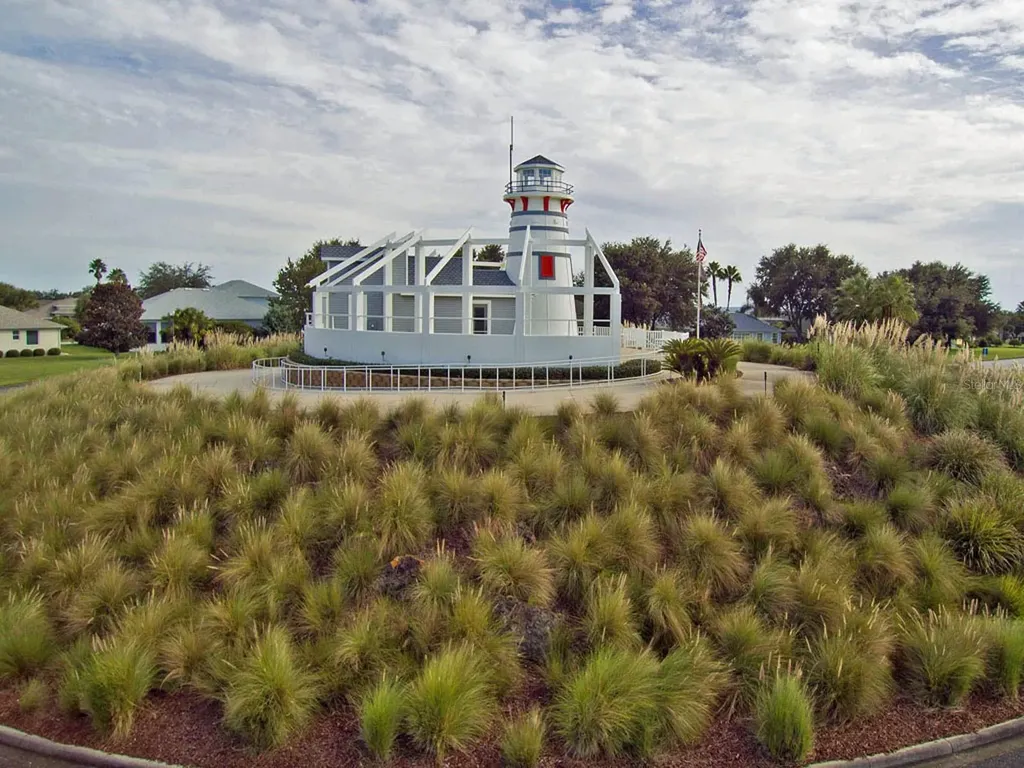 5245 China Sea Drive Tavares FL 32778