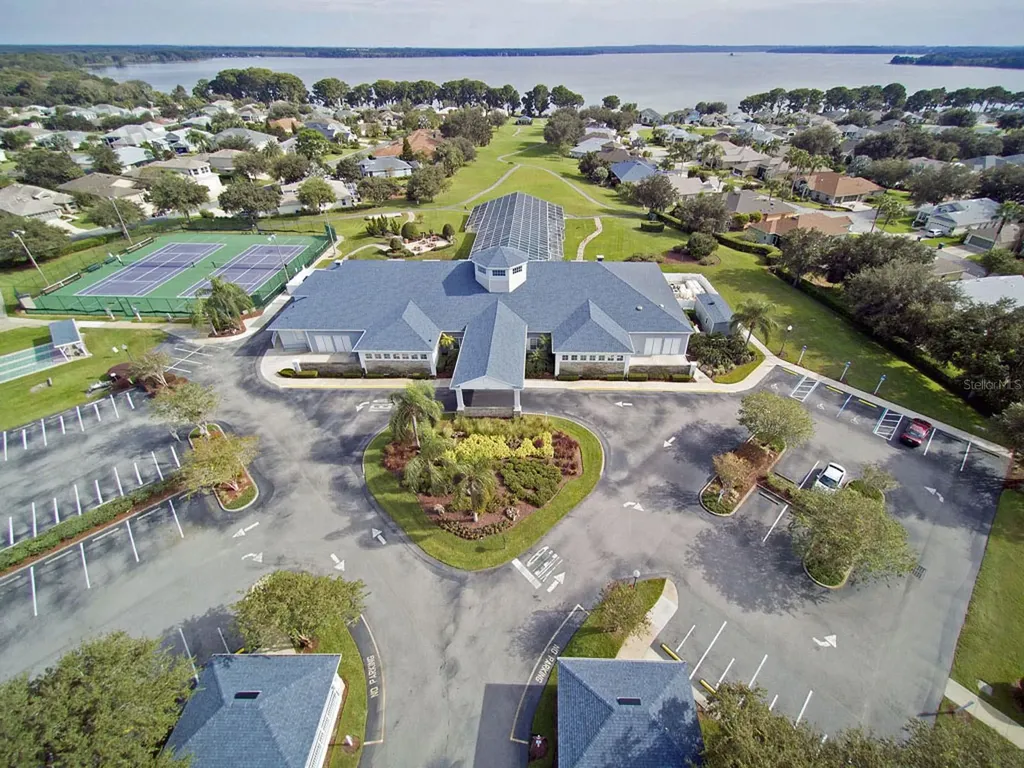 5245 China Sea Drive Tavares FL 32778