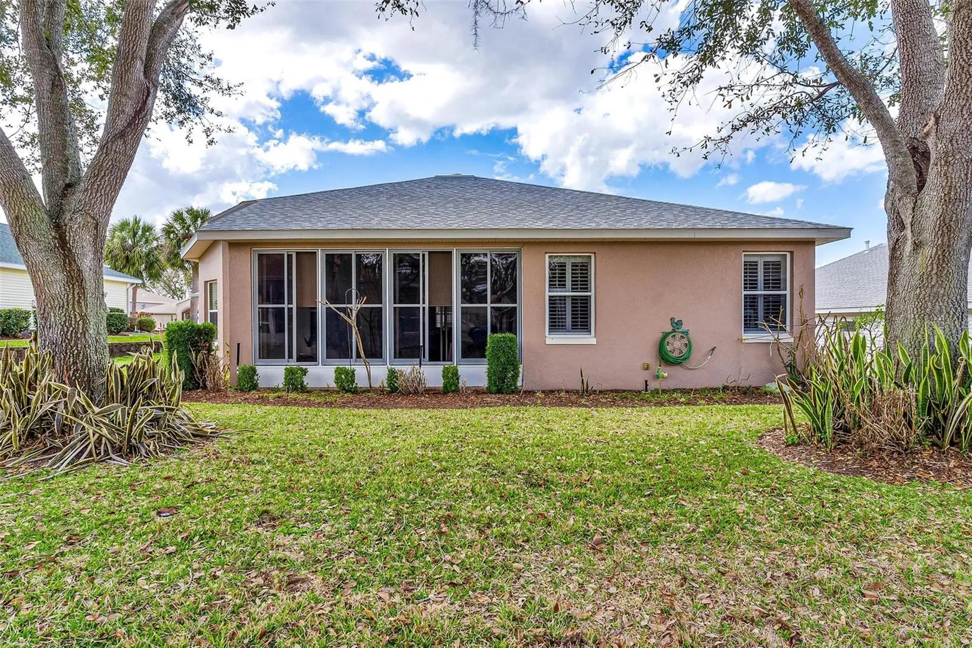 5245 China Sea Drive Tavares FL 32778