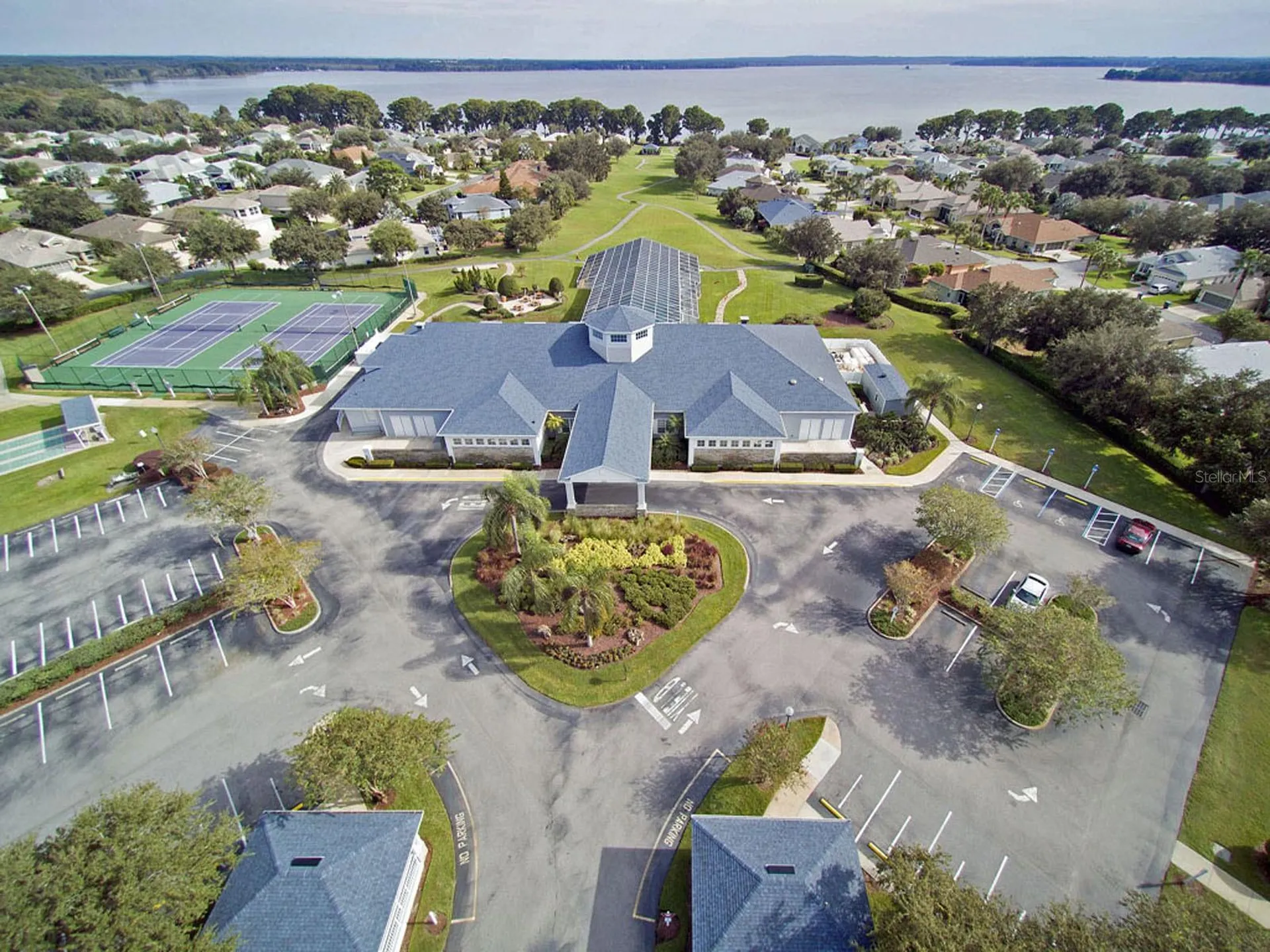 5245 China Sea Drive Tavares FL 32778