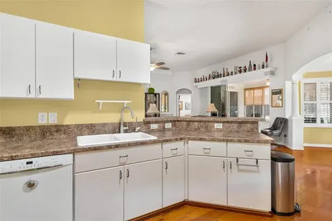 5245 China Sea Drive Tavares FL 32778