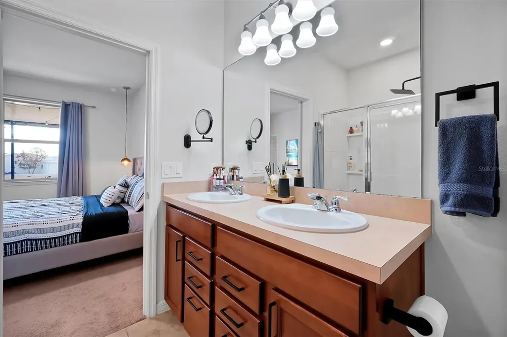 1769 Cayman Cove Circle St Cloud FL 34772