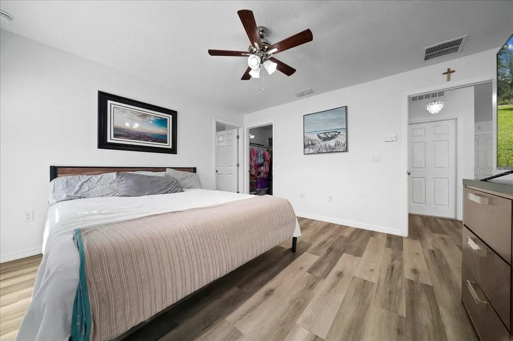 41 Fisher Way Run Ocklawaha FL 32179