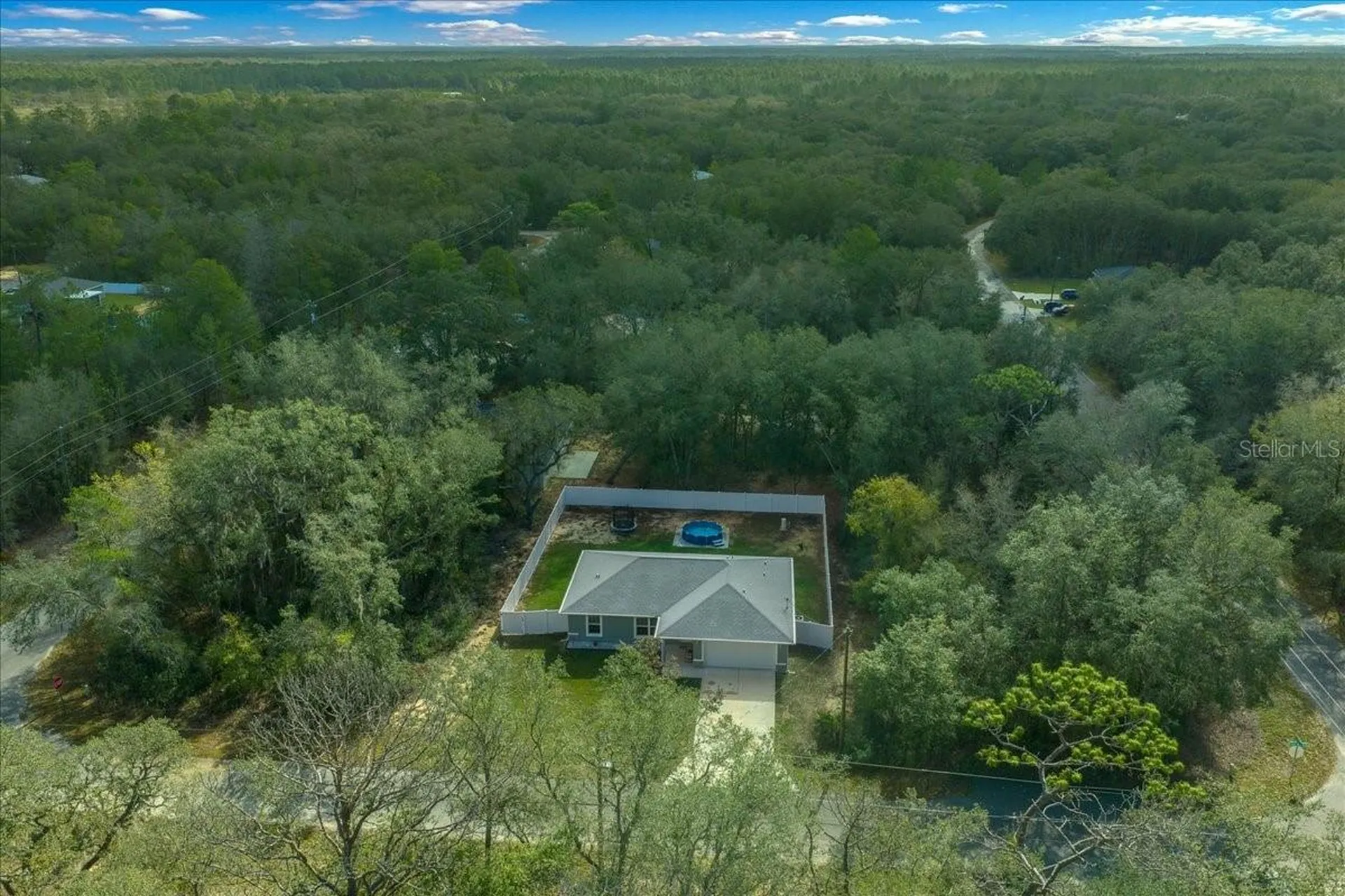 41 Fisher Way Run Ocklawaha FL 32179