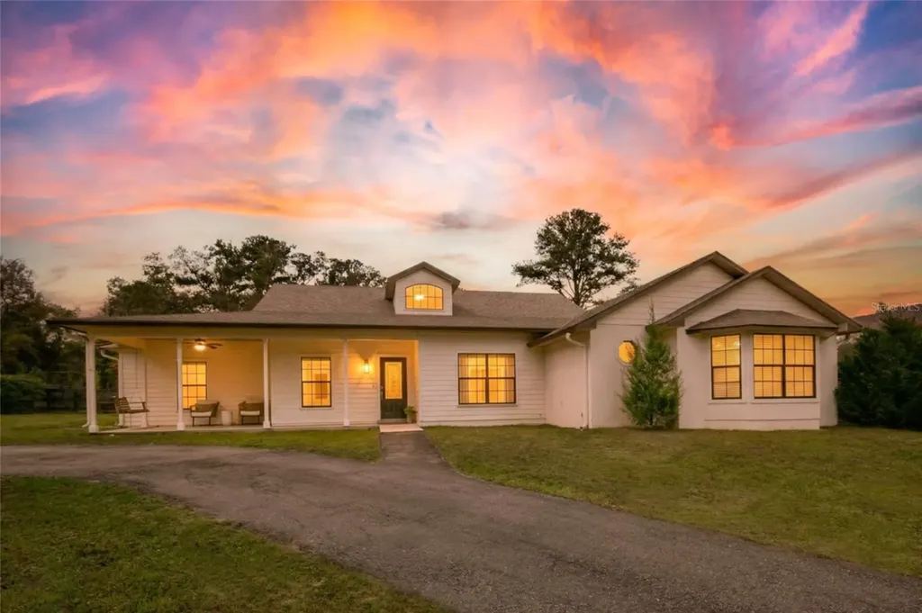 22301 Coronado Somerset Drive Sorrento FL 32776