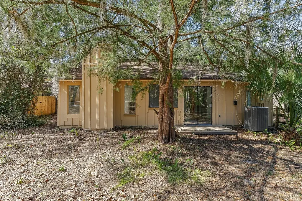 38 Snaresbrook Court Ormond Beach FL 32174