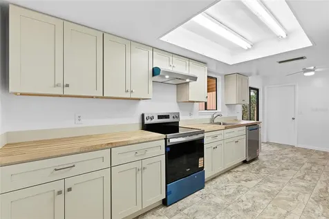 38 Snaresbrook Court Ormond Beach FL 32174