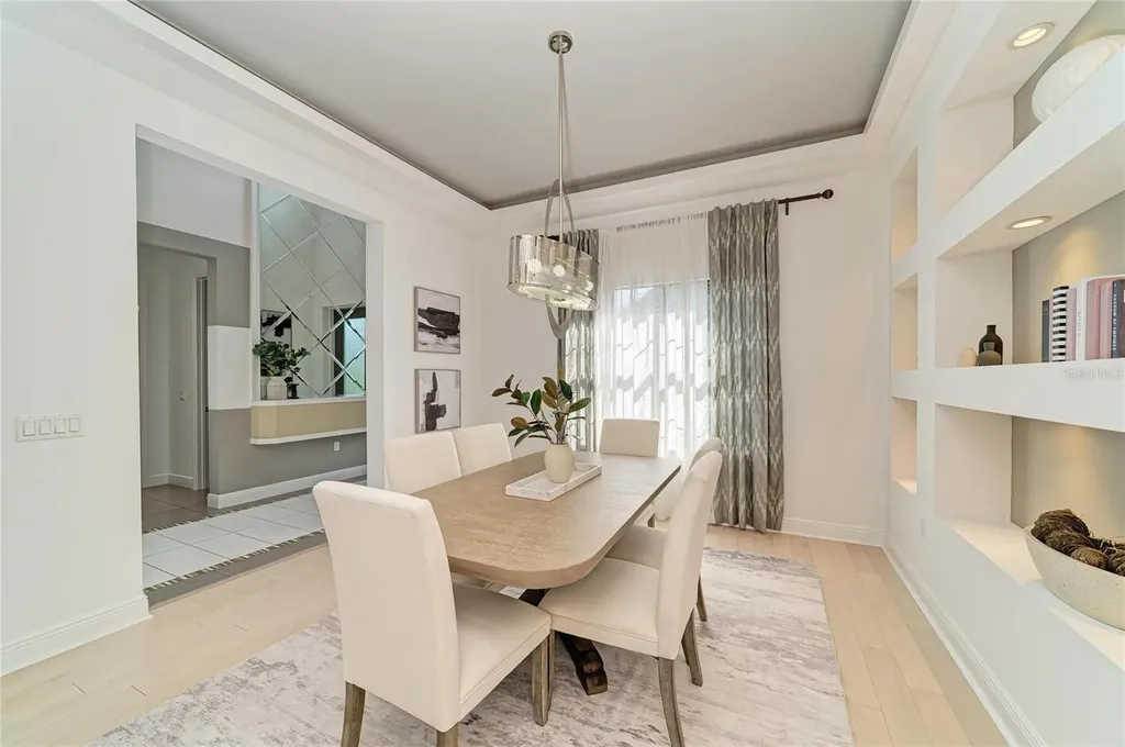 826 Honeyflower Loop Bradenton FL 34212