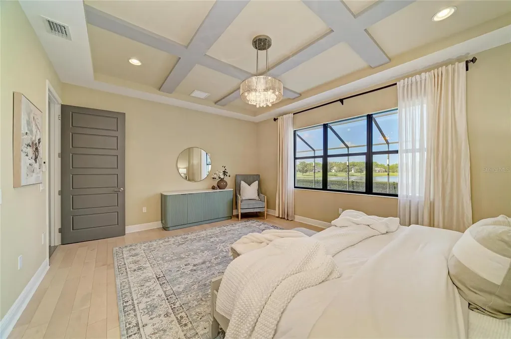 826 Honeyflower Loop Bradenton FL 34212