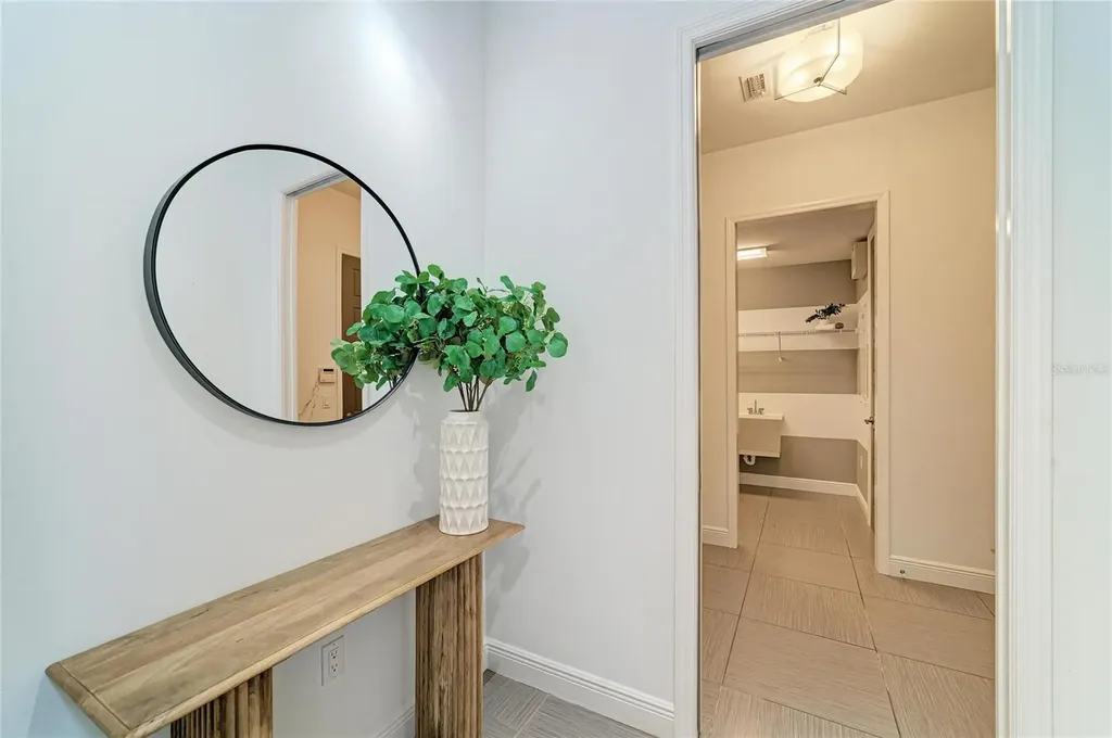 826 Honeyflower Loop Bradenton FL 34212
