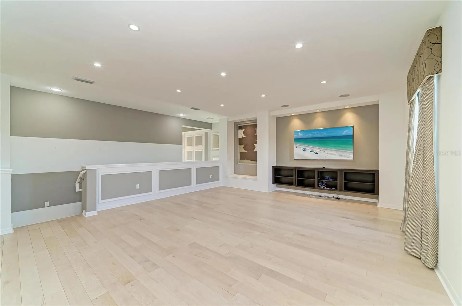 826 Honeyflower Loop Bradenton FL 34212
