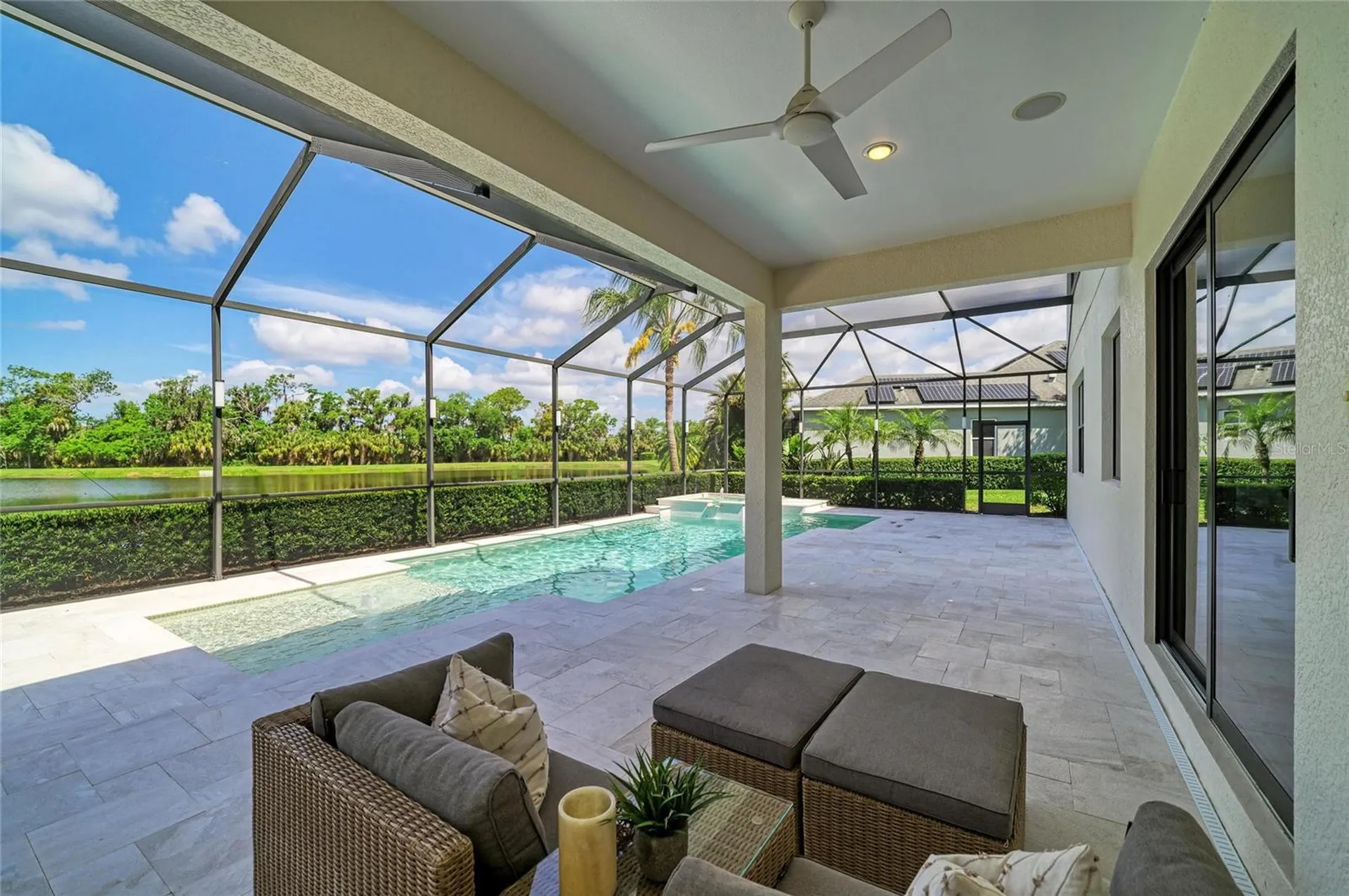 826 Honeyflower Loop Bradenton FL 34212