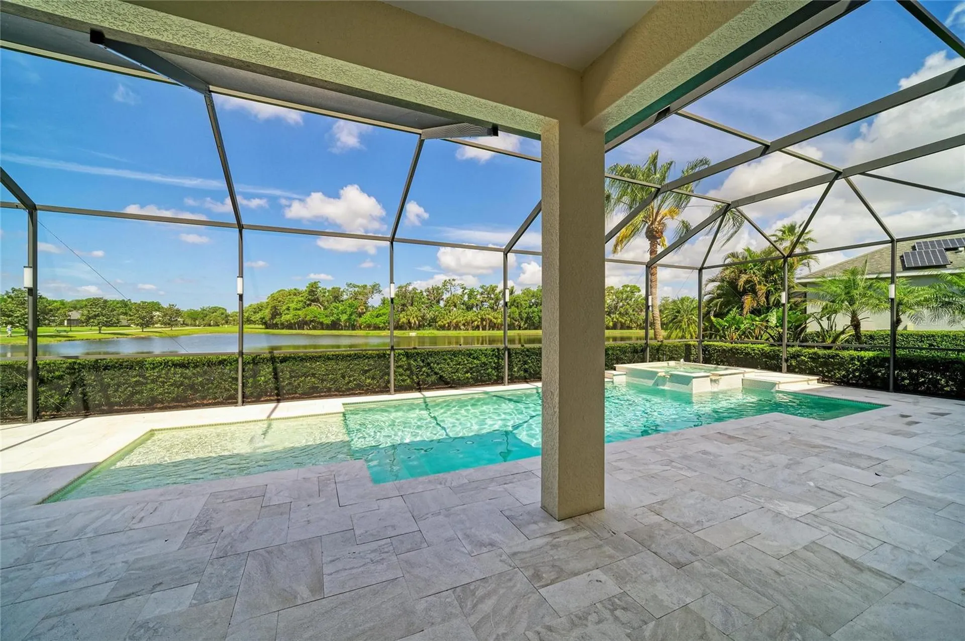 826 Honeyflower Loop Bradenton FL 34212