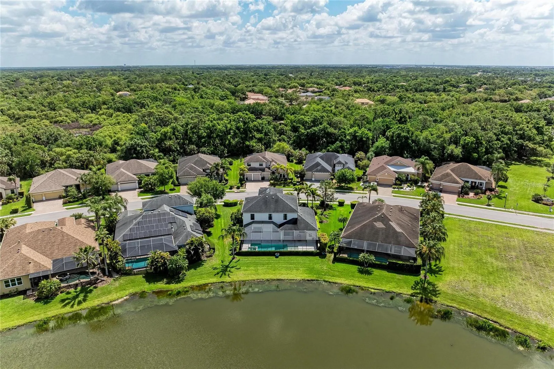 826 Honeyflower Loop Bradenton FL 34212