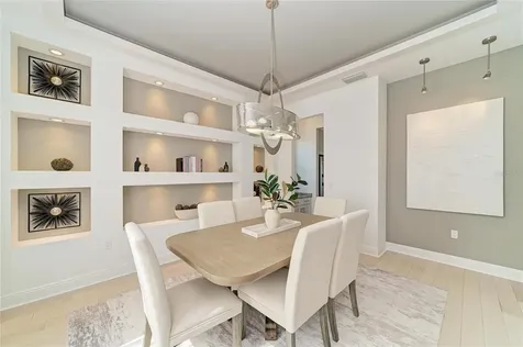 826 Honeyflower Loop Bradenton FL 34212
