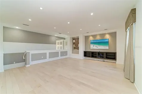 826 Honeyflower Loop Bradenton FL 34212