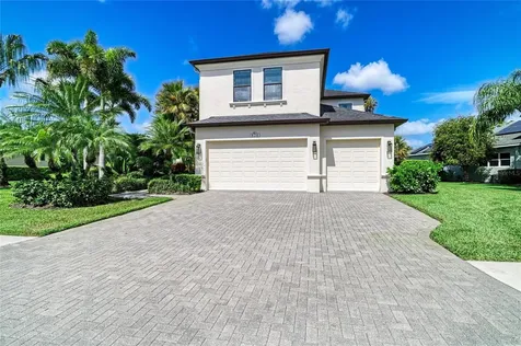 826 Honeyflower Loop Bradenton FL 34212