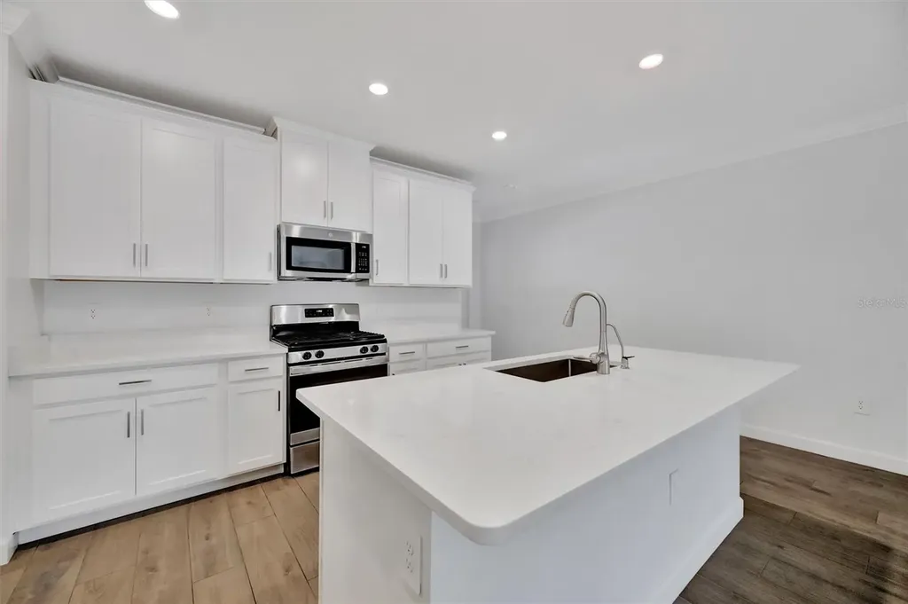 17436 Holly Well Avenue Wimauma FL 33598