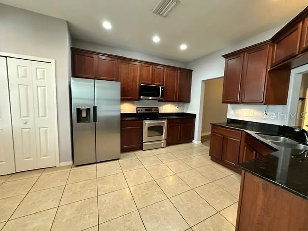 1506 Hillview Lane Tarpon Springs FL 34689
