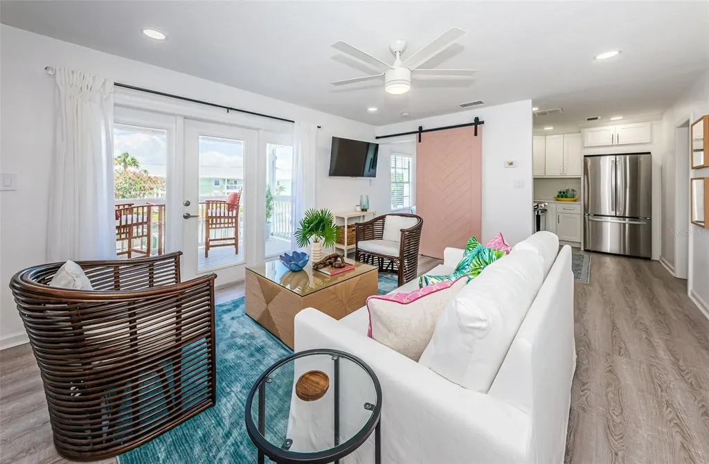 4834 Beach Drive SE St Petersburg FL 33705