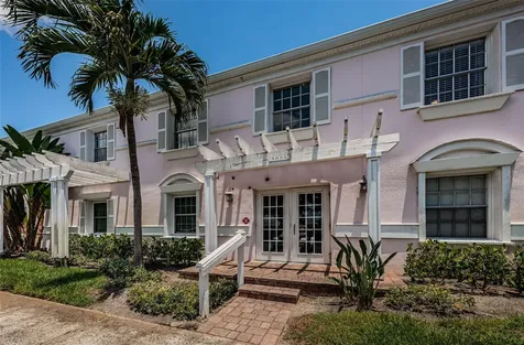 4834 Beach Drive SE St Petersburg FL 33705