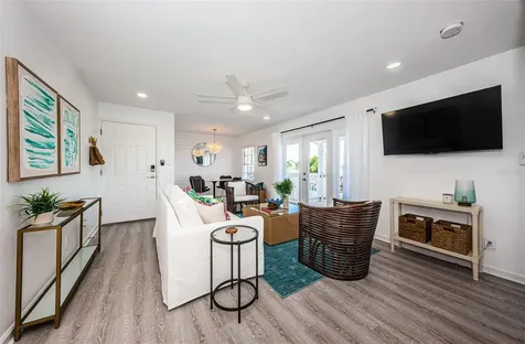 4834 Beach Drive SE St Petersburg FL 33705