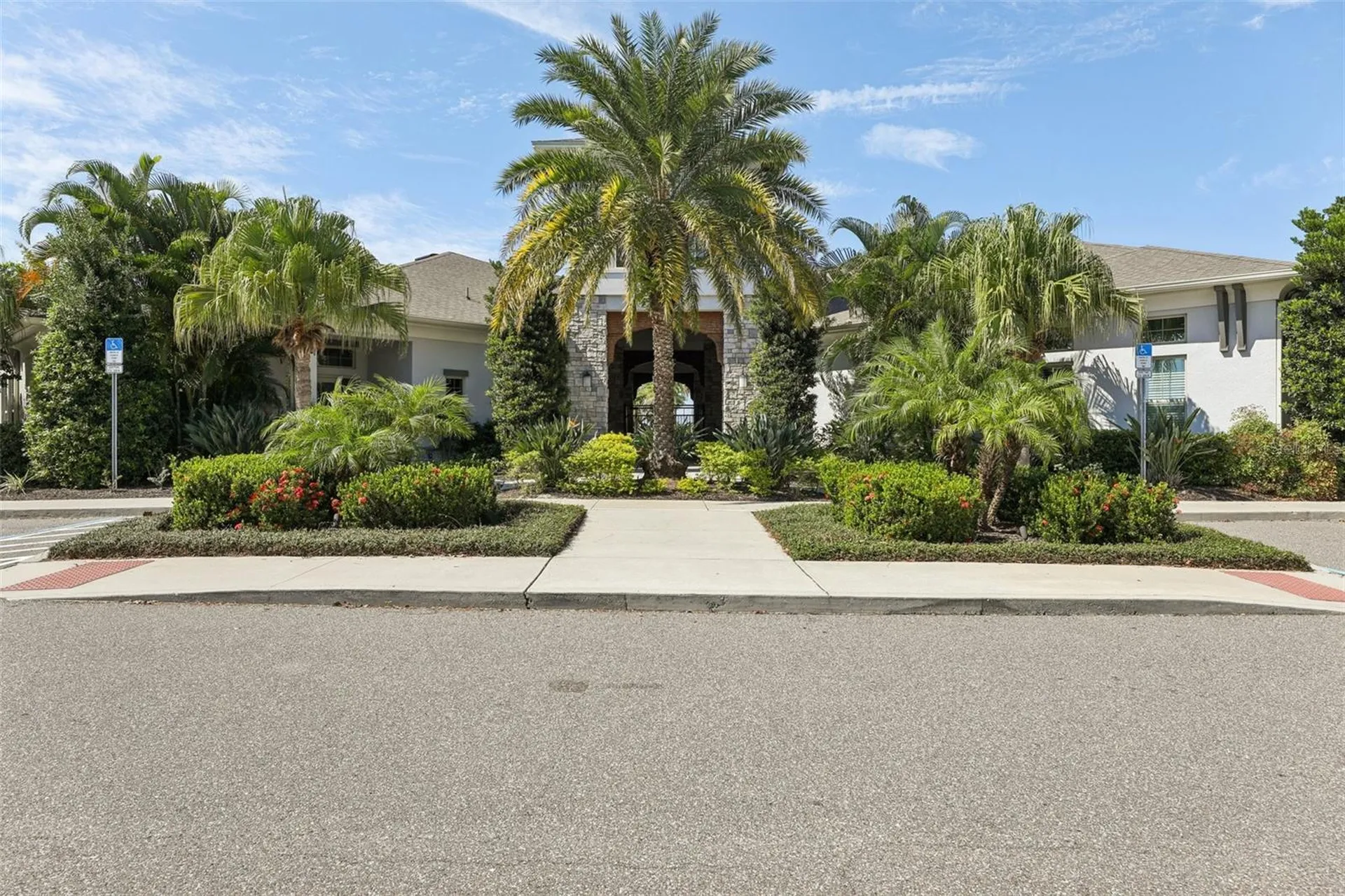 8807 Sonoma Coast Winter Garden FL 34787