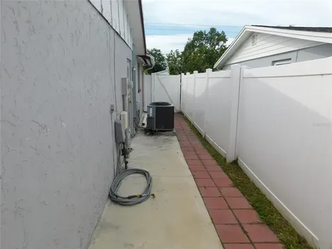 3801 Darlington Road Holiday FL 34691