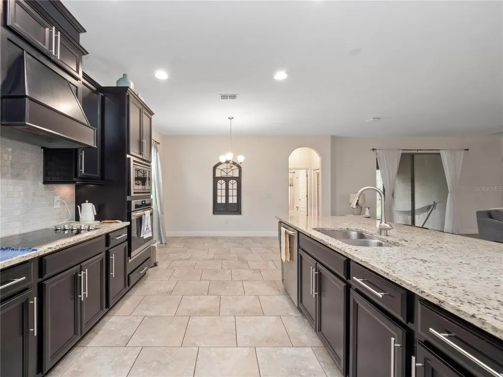 1792 Benoit Terrace Davenport FL 33837