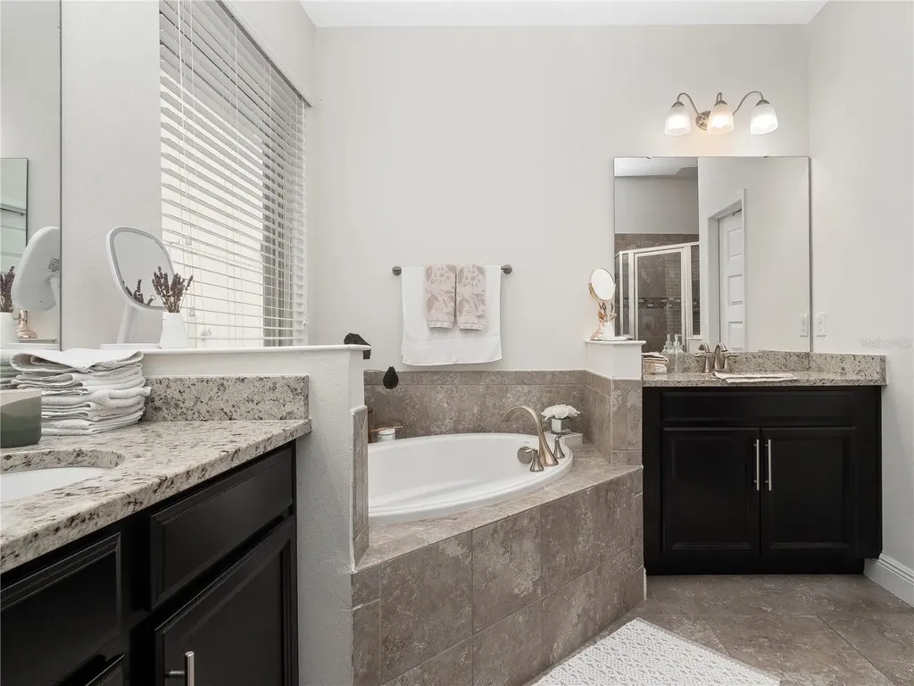 1792 Benoit Terrace Davenport FL 33837