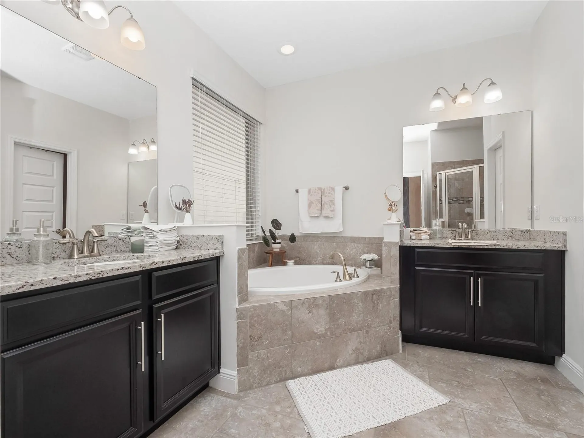 1792 Benoit Terrace Davenport FL 33837