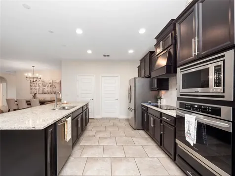 1792 Benoit Terrace Davenport FL 33837