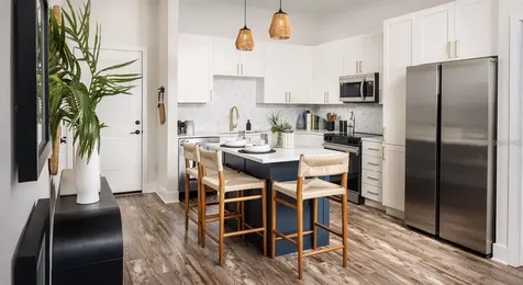 5127 W Tyson Avenue Tampa FL 33611