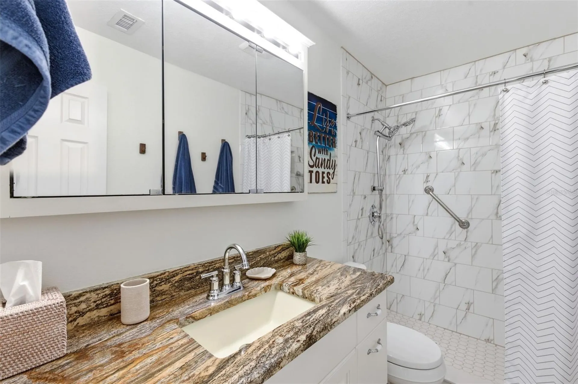 5174 Beach Drive SE St Petersburg FL 33705
