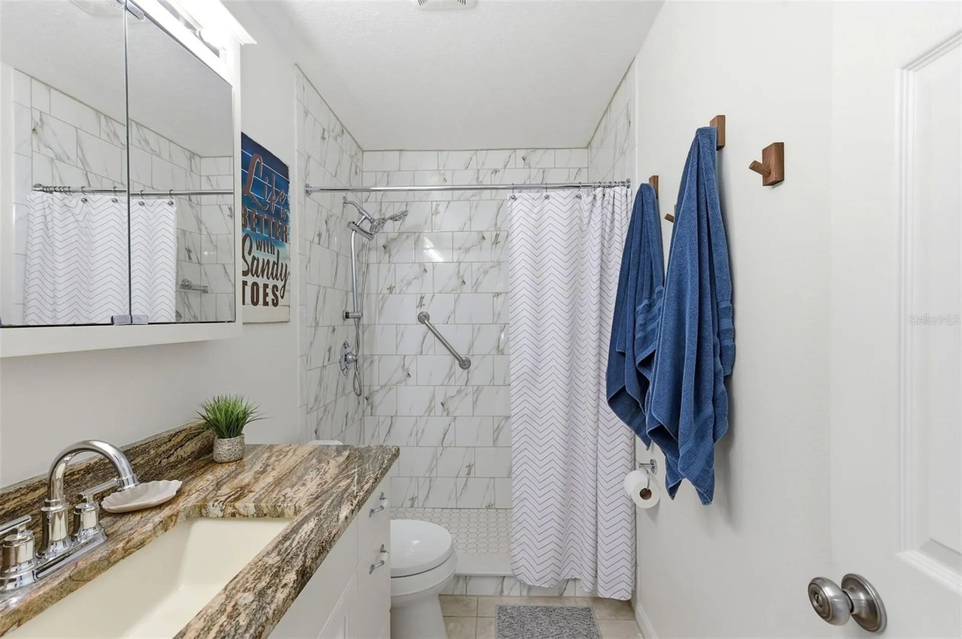 5174 Beach Drive SE St Petersburg FL 33705