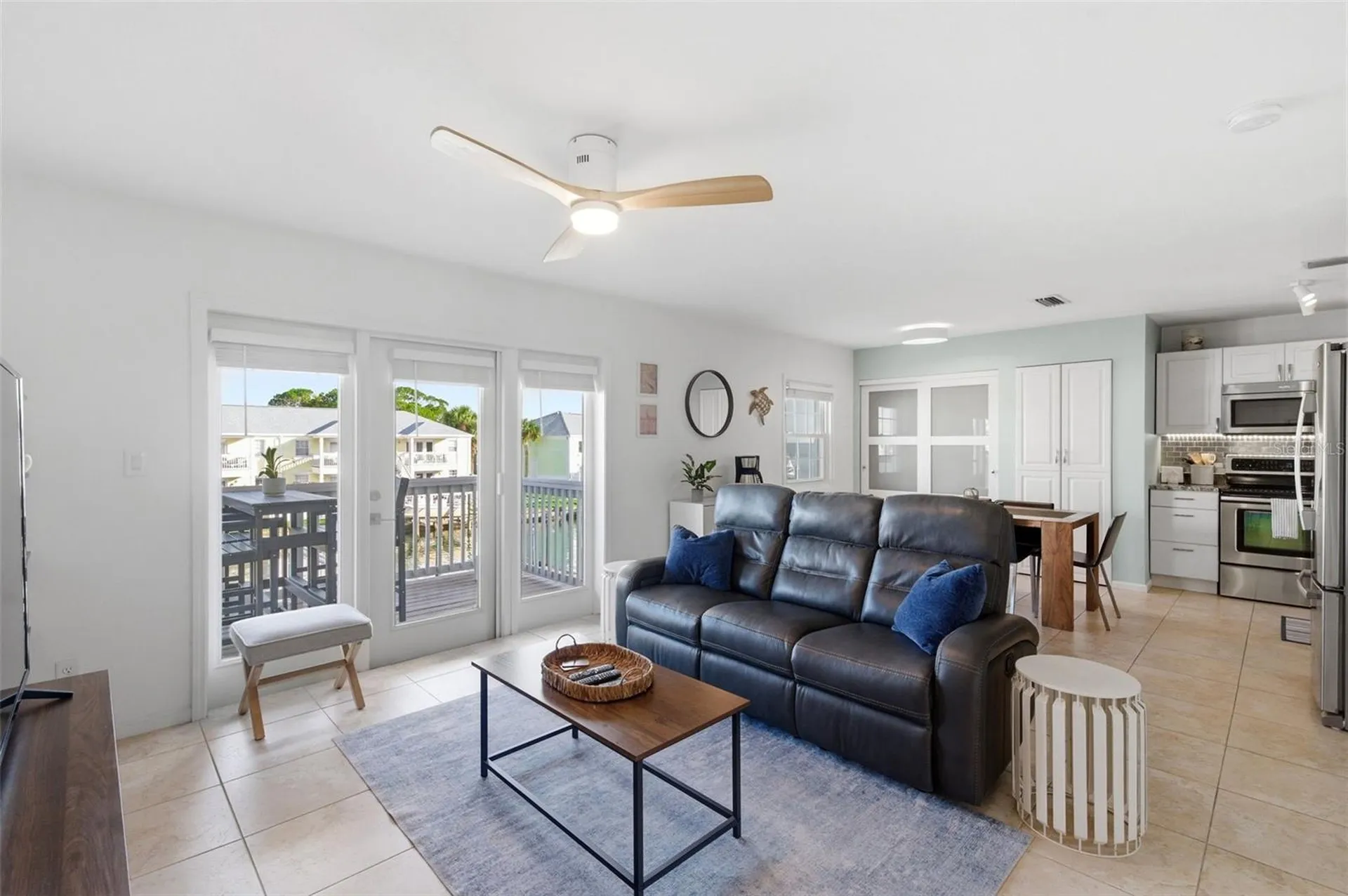 5174 Beach Drive SE St Petersburg FL 33705