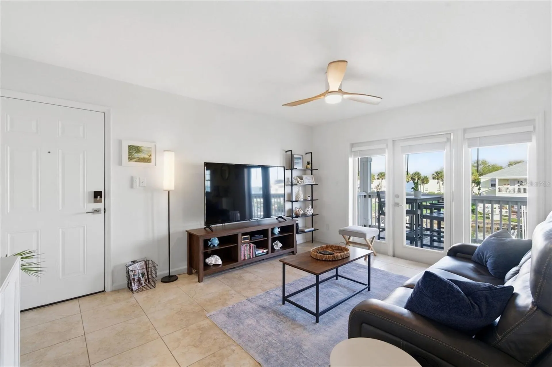 5174 Beach Drive SE St Petersburg FL 33705