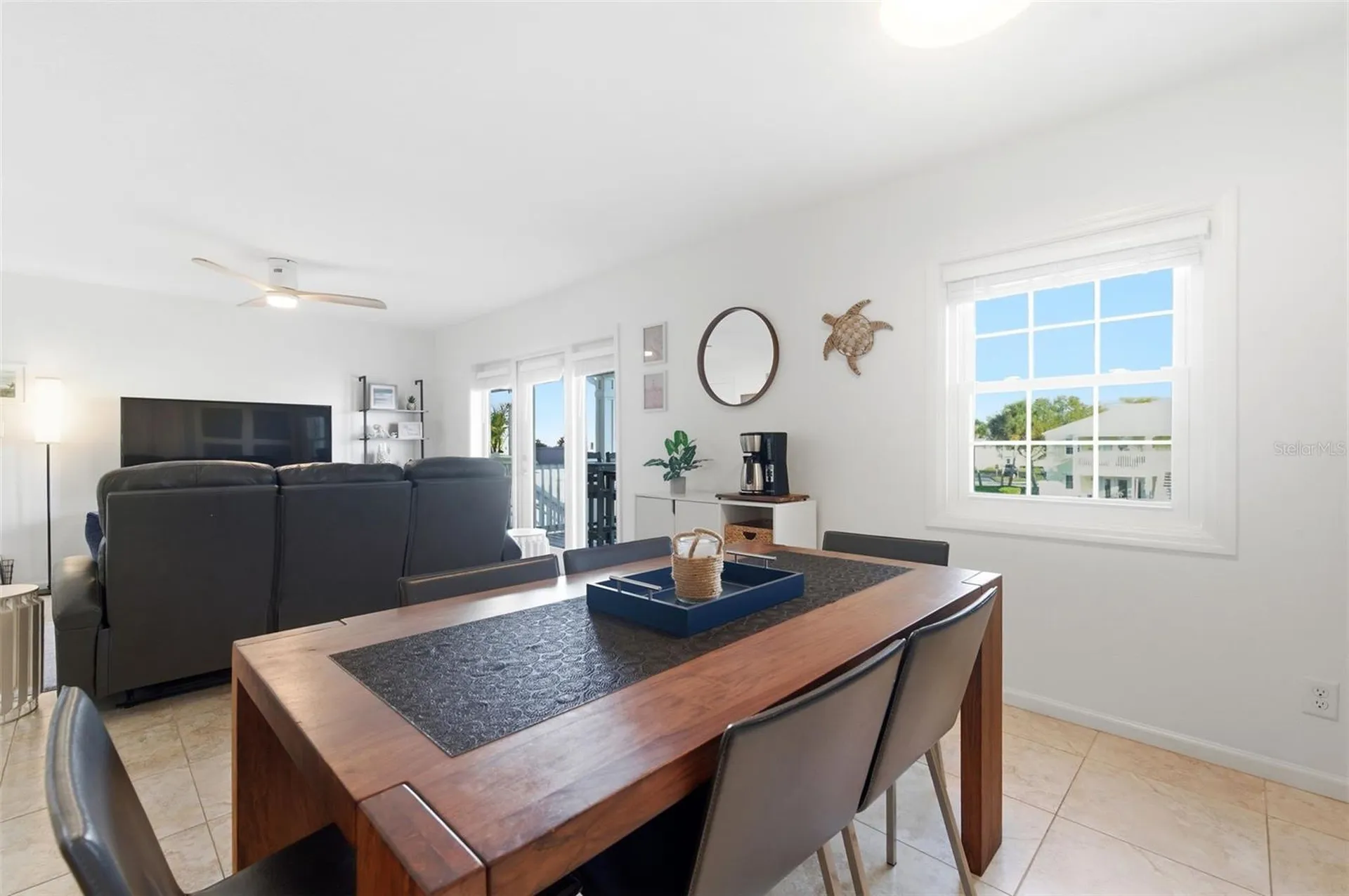 5174 Beach Drive SE St Petersburg FL 33705