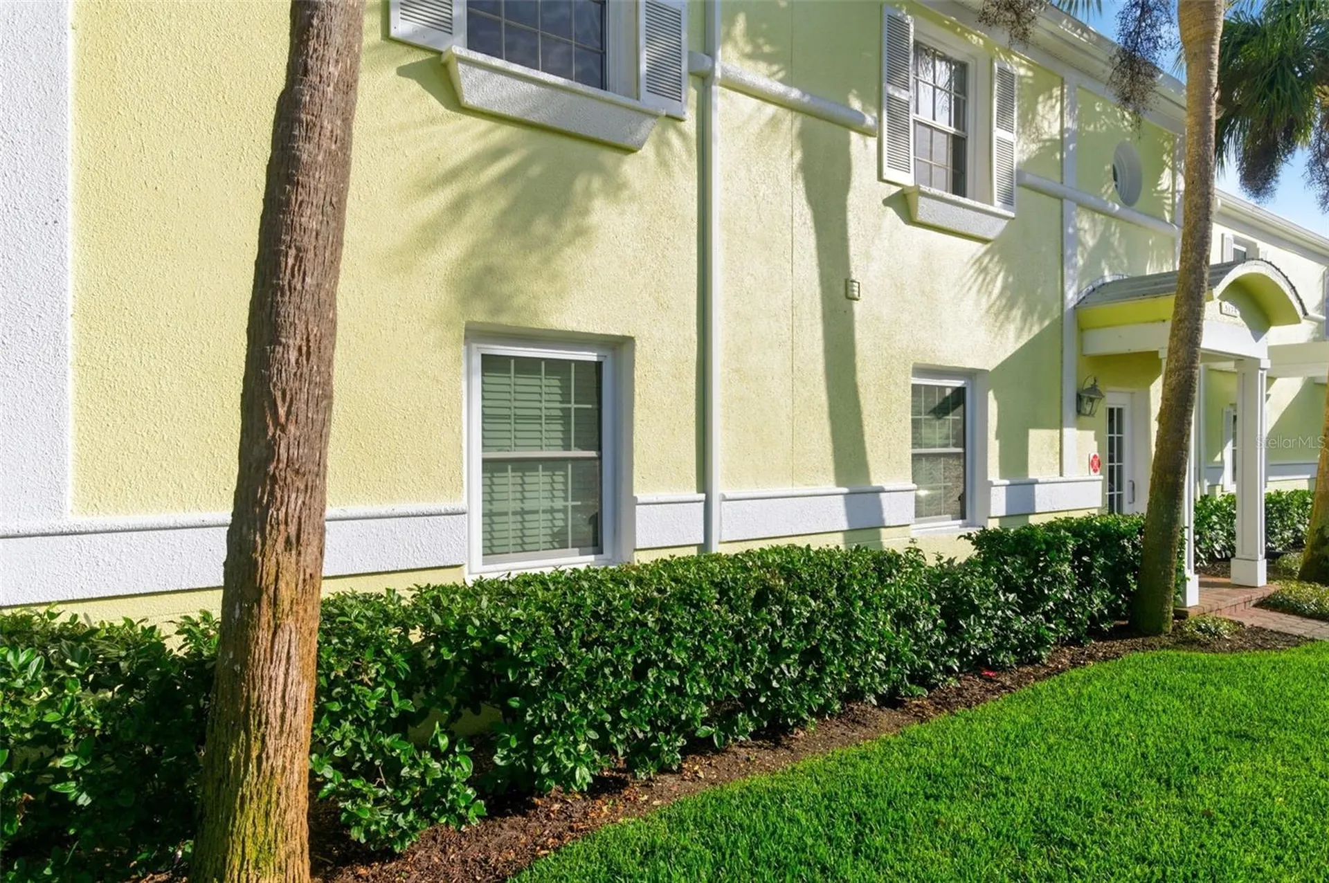 5174 Beach Drive SE St Petersburg FL 33705