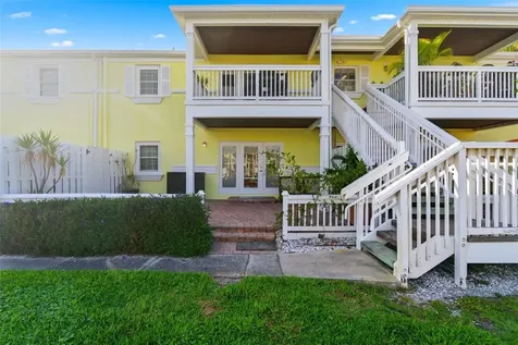 5174 Beach Drive SE St Petersburg FL 33705