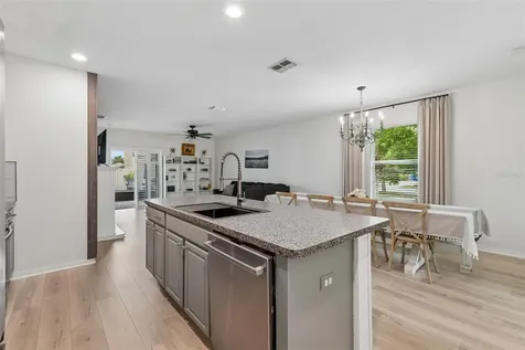 4901 Grist Mill Court Wimauma FL 33598