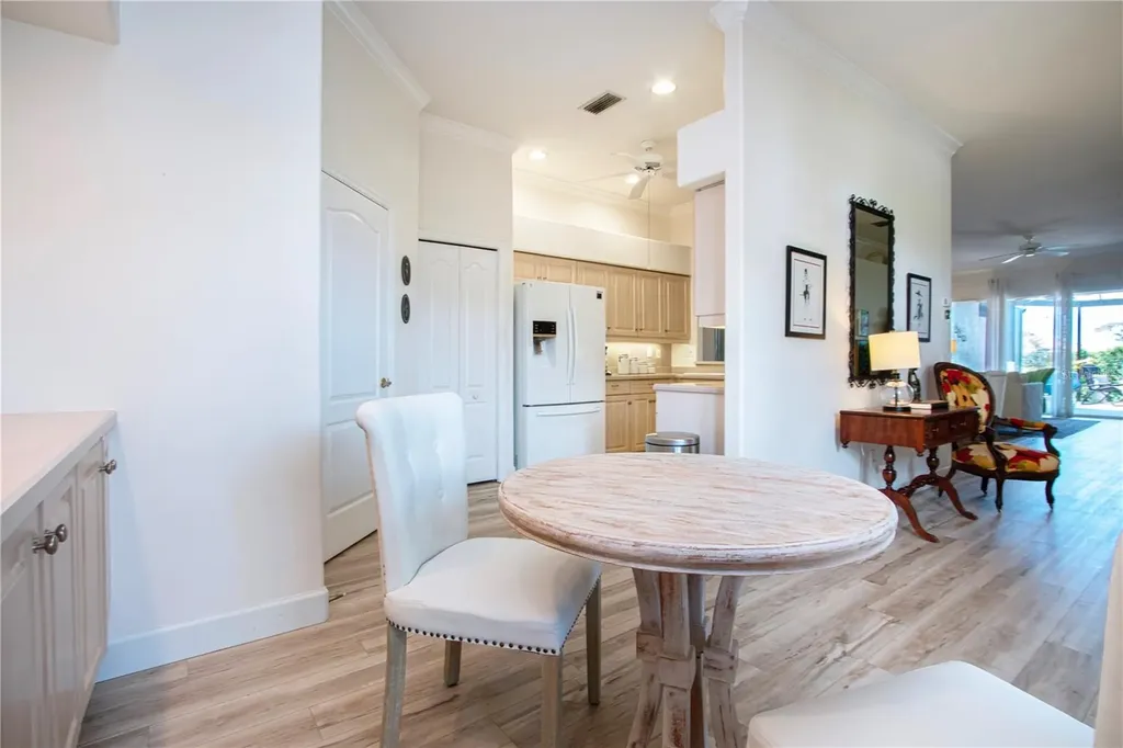 9448 Forest Hills Circle Sarasota FL 34238