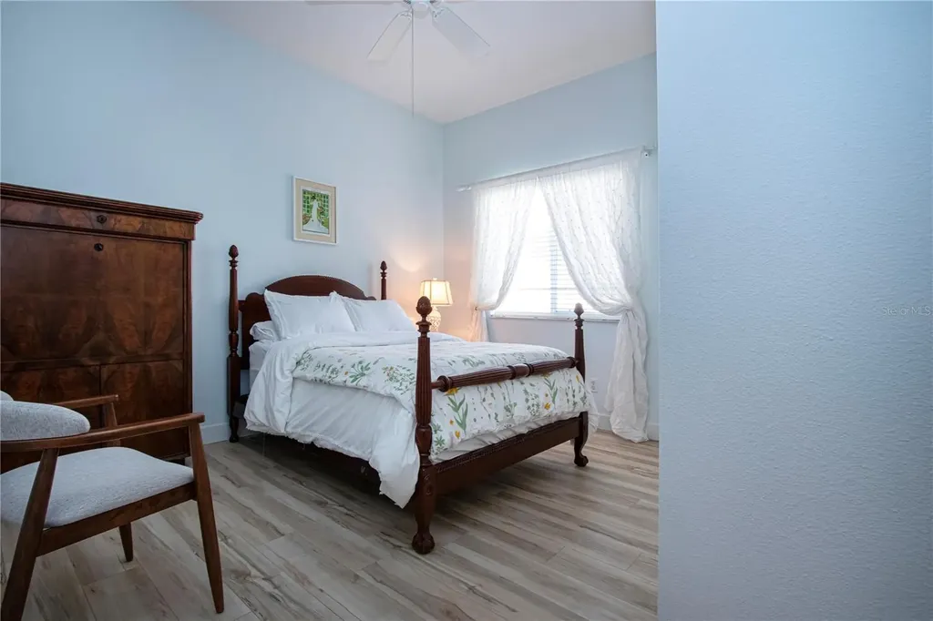 9448 Forest Hills Circle Sarasota FL 34238