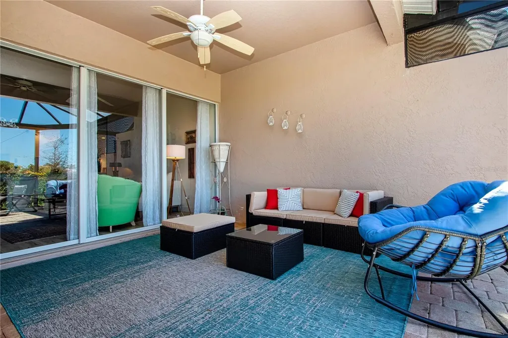 9448 Forest Hills Circle Sarasota FL 34238