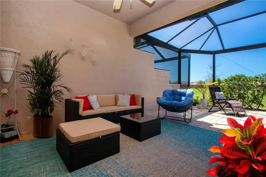 9448 Forest Hills Circle Sarasota FL 34238