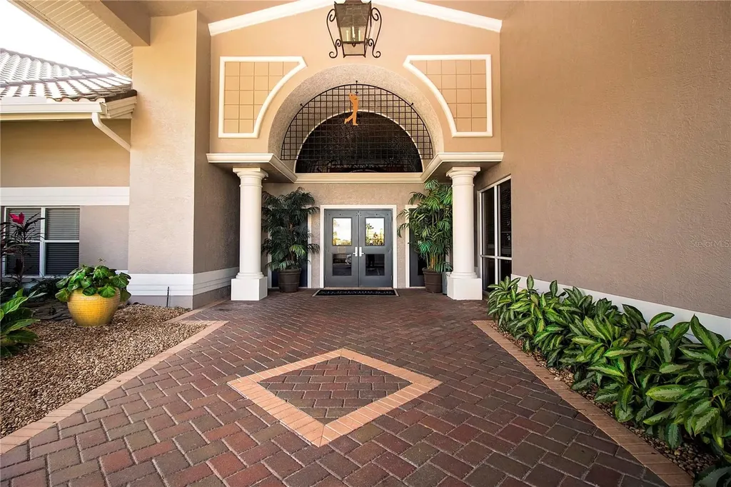 9448 Forest Hills Circle Sarasota FL 34238